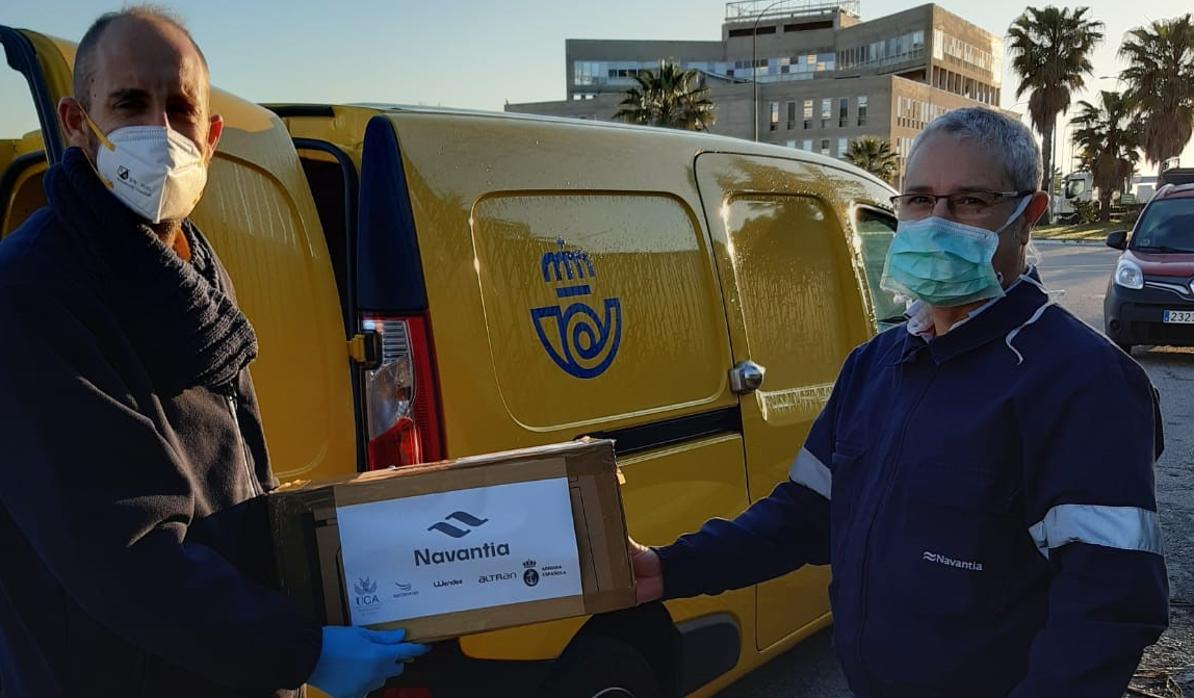 Correos y otras empresas colaboran en la distribución de las pantallas de protección que fabrica Navantia.