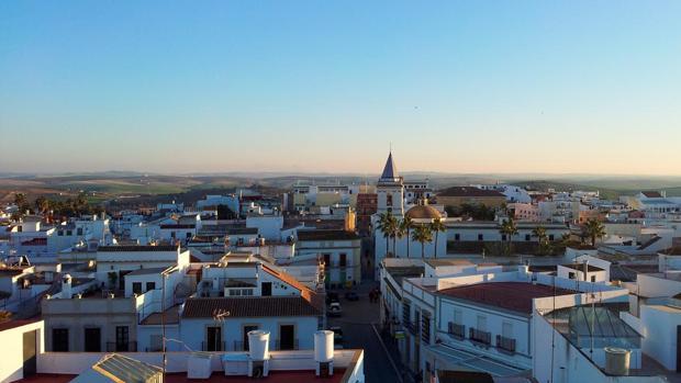 Trebujena solicita la Medalla de la Provincia y la bandera de Andalucía para sus sanitarios