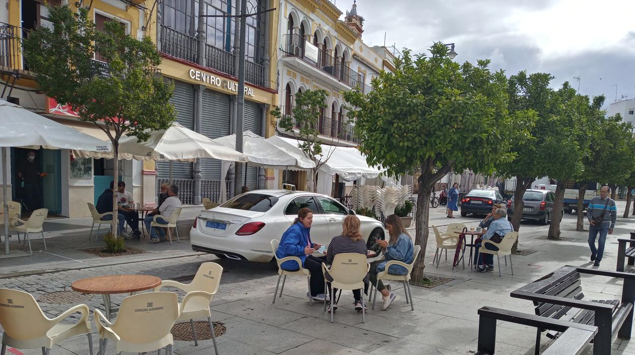 Una terraza que ha vuelto a abrir en los últimos días ubicada en la emblemática plaza del Altozano