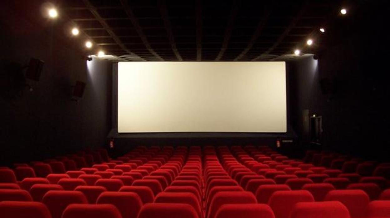 Complicado ir al cine en Cádiz antes de finales de junio