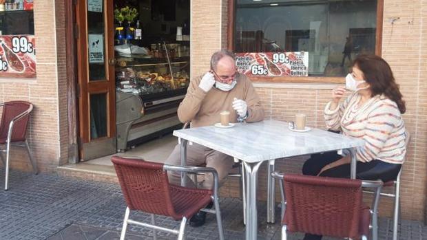 Horeca pide a los ayuntamientos que aprueben en sus municipios el incremento horario porque «beneficiará a todo el sector»