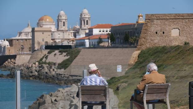 Los gaditanos guardaron el confinamiento en Fase 1 pese a tener libertad de movimiento por la provincia