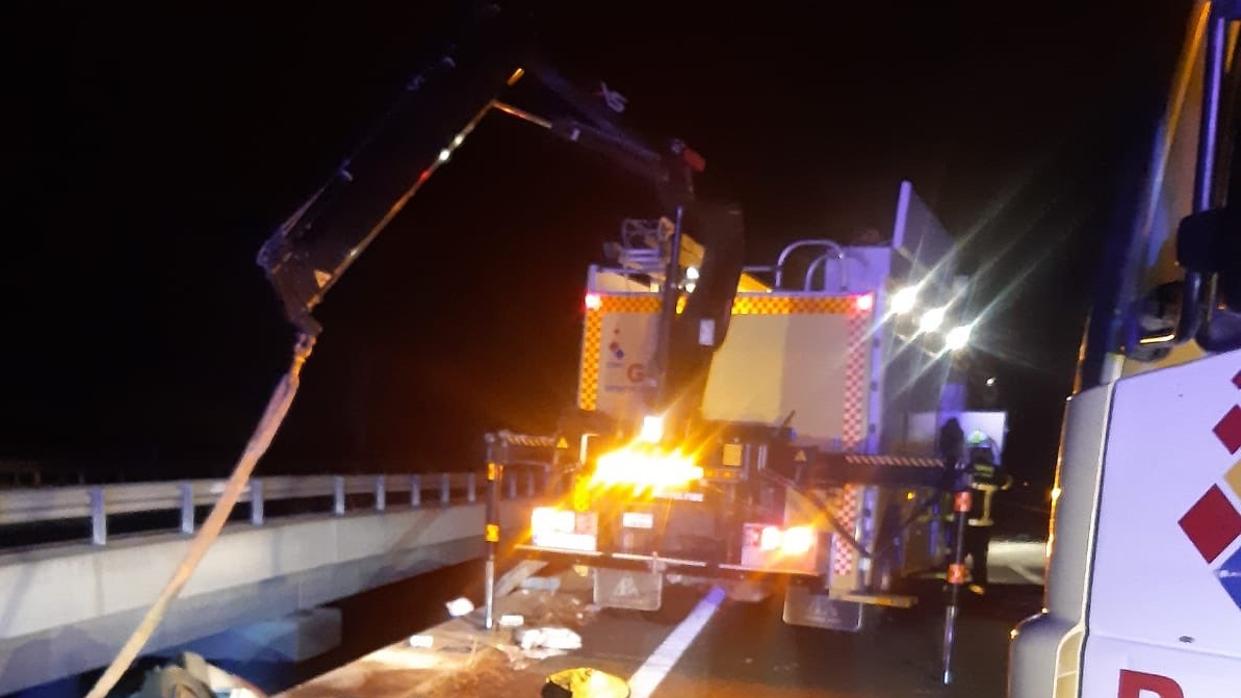 El accidente se produjo en la autopista AP4 que une Sevilla y Cádiz a la altura de Jerez.