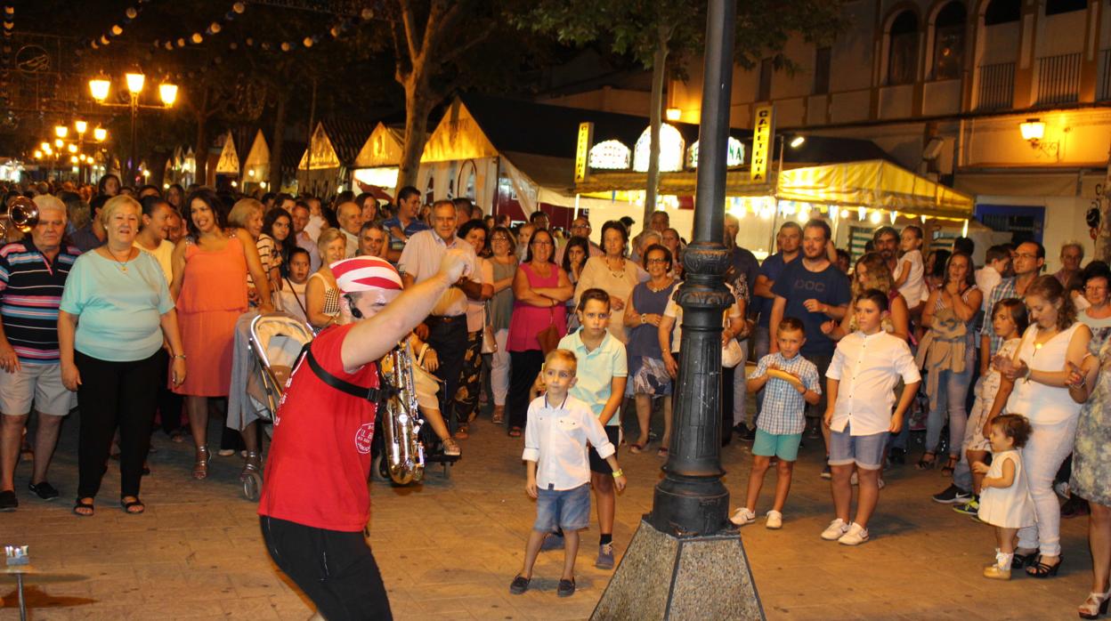 Imágenes como esta de la Feria de Constantina no se repetirán este verano por el coronavirus