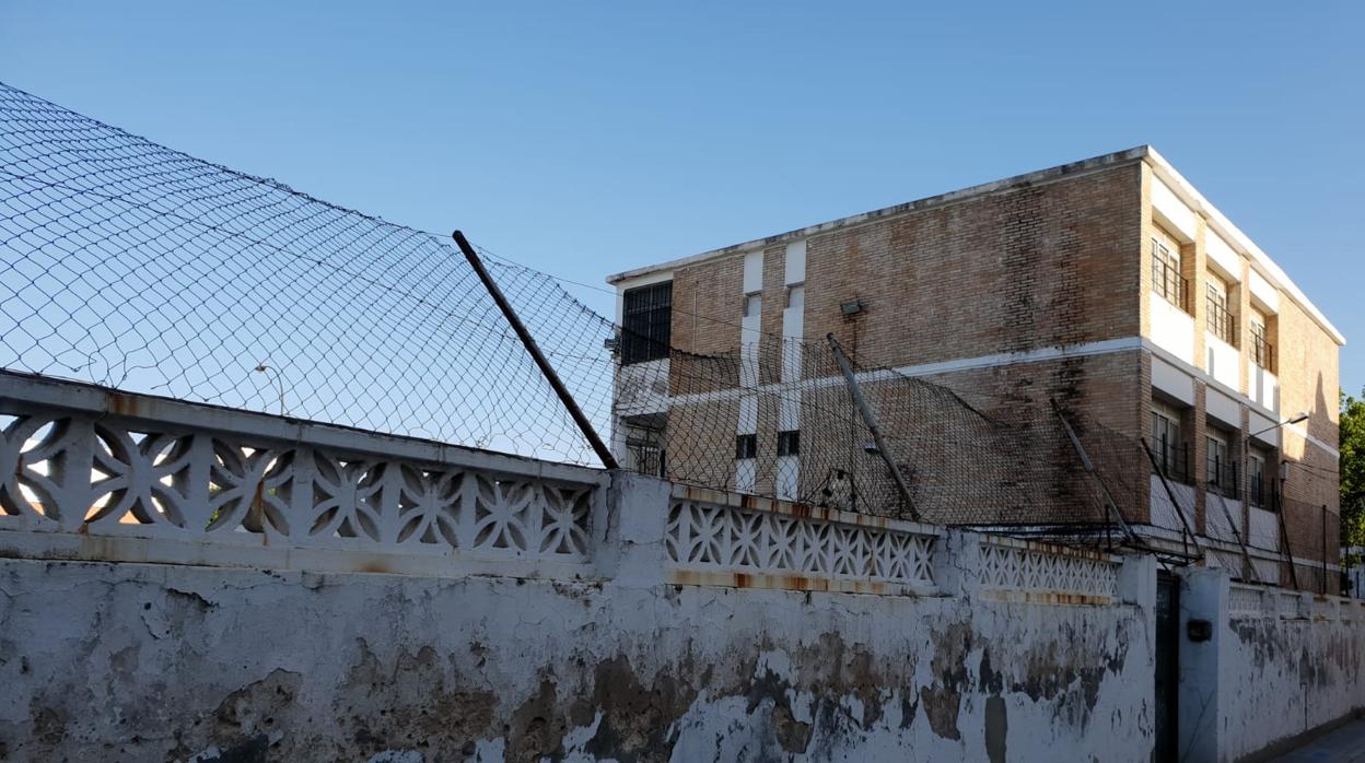 Aspecto actual del colegio público Padre Franco en San Fernando.