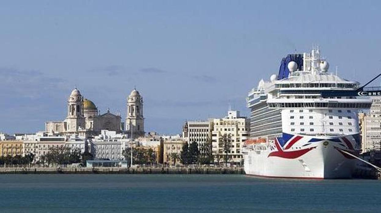 La actividad de los barcos de cruceros lleva interrumpida desde marzo por el Covid-19.