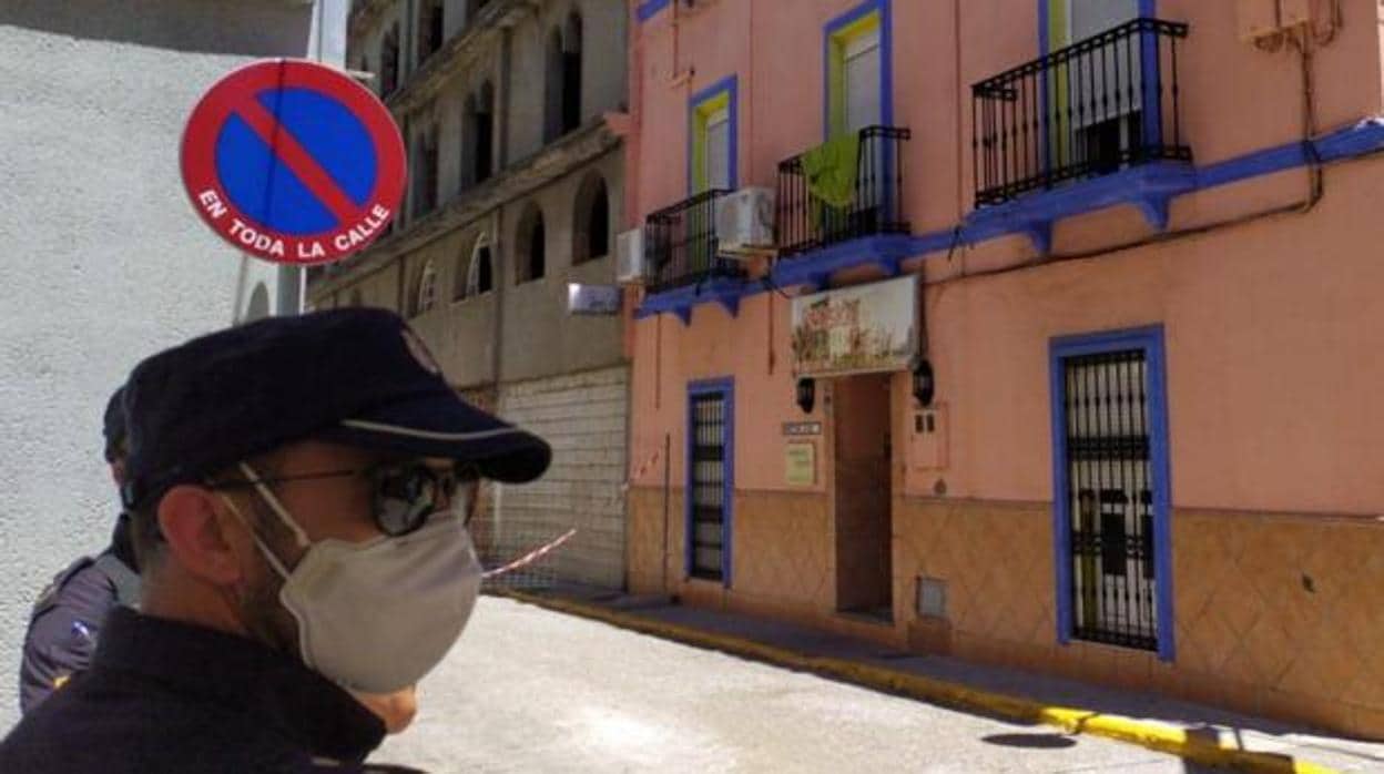 Landaluce critica al Gobierno por trasladar los migrantes contagiados desde Almería «de noche»