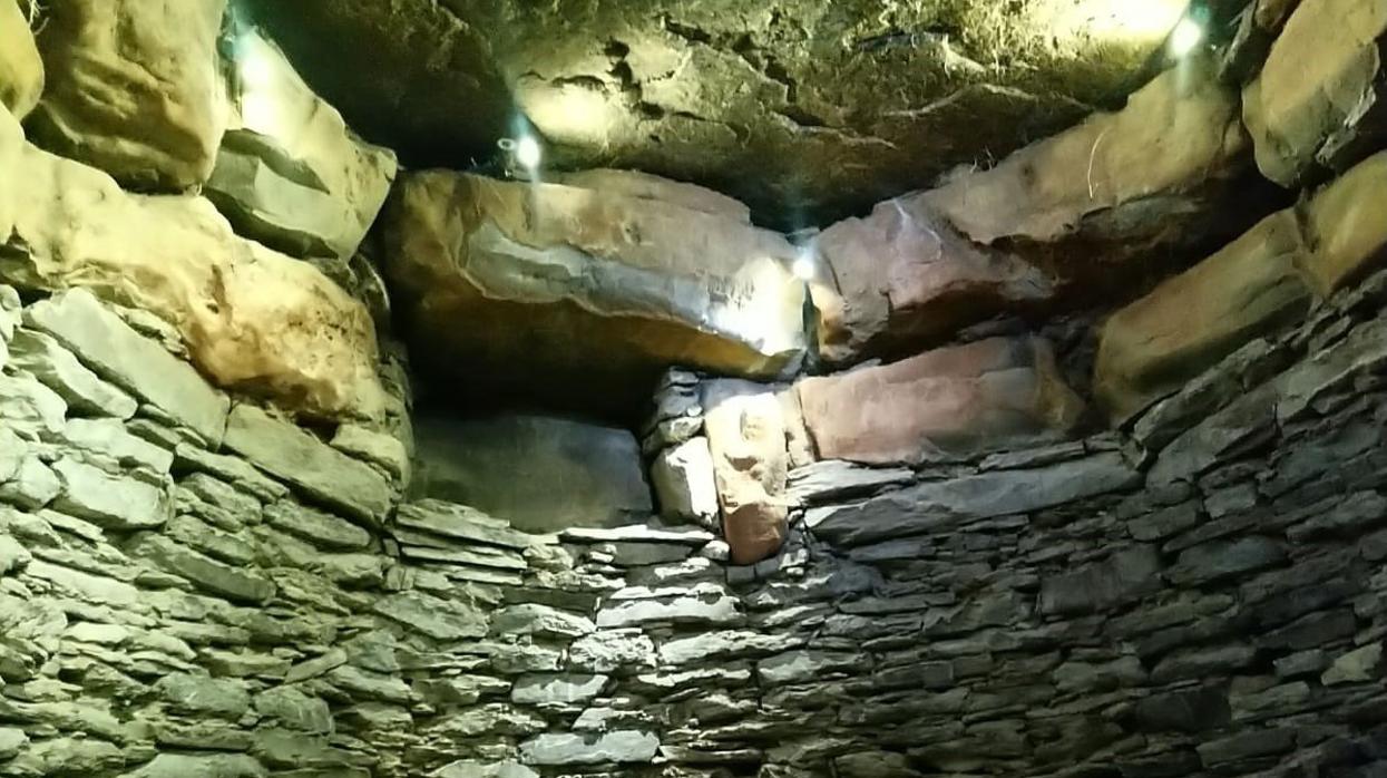 Cámara del «tholos» calcolítico de La Pastora