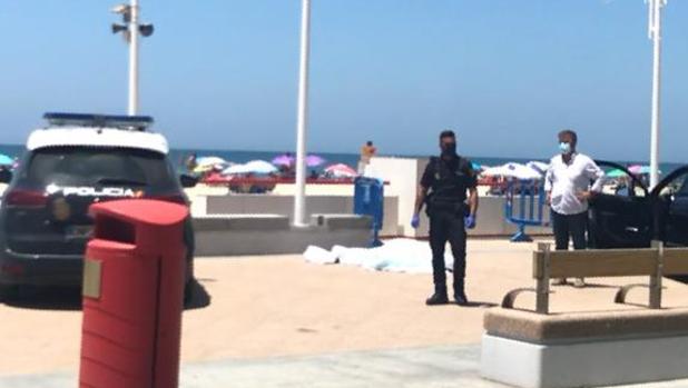 Fallece en el Paseo Marítimo de Cádiz