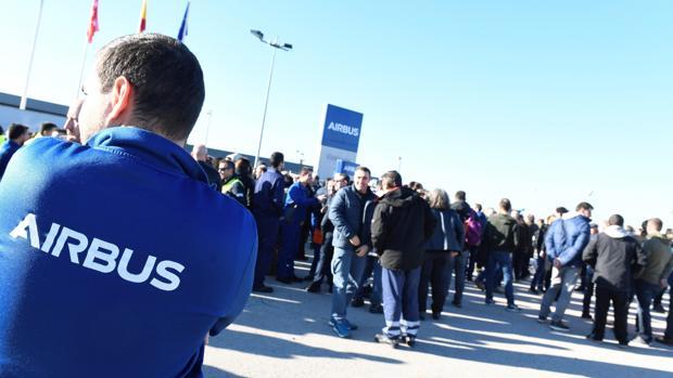 Los trabajadores de Airbus en España demandan la intervención de las administraciones ante los despidos