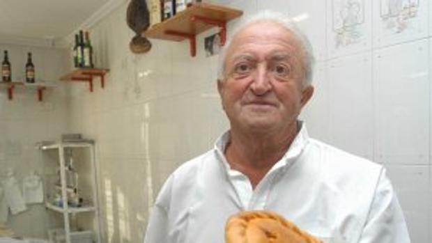 Fallece Pedro Hidalgo, propietario de Casa Hidalgo, la popular tienda de empanadas de la Catedral