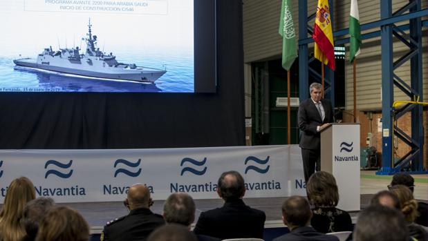 Contactos entre Navantia y Arabia para fabricar buques anfibios y fragatas