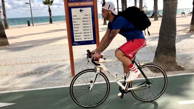 La provincia de Cádiz estrena 72 nuevos kilómetros de ruta ciclista entre Facinas y el límite con Málaga