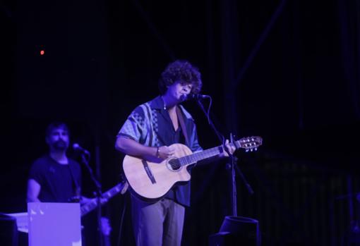 Guitarricadelafuente durante su actuación, anoche, en el SOKO de El Puerto.