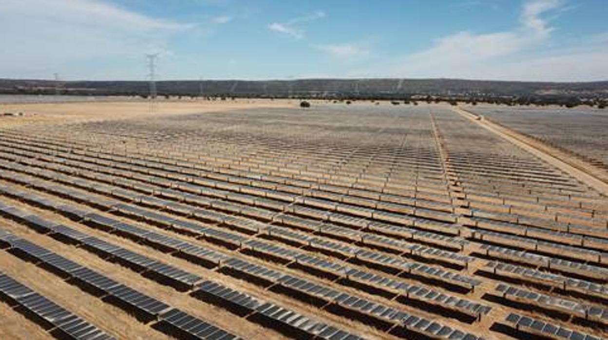 Vista aérea de una de las instalaciones fotovoltaicas de Endesa