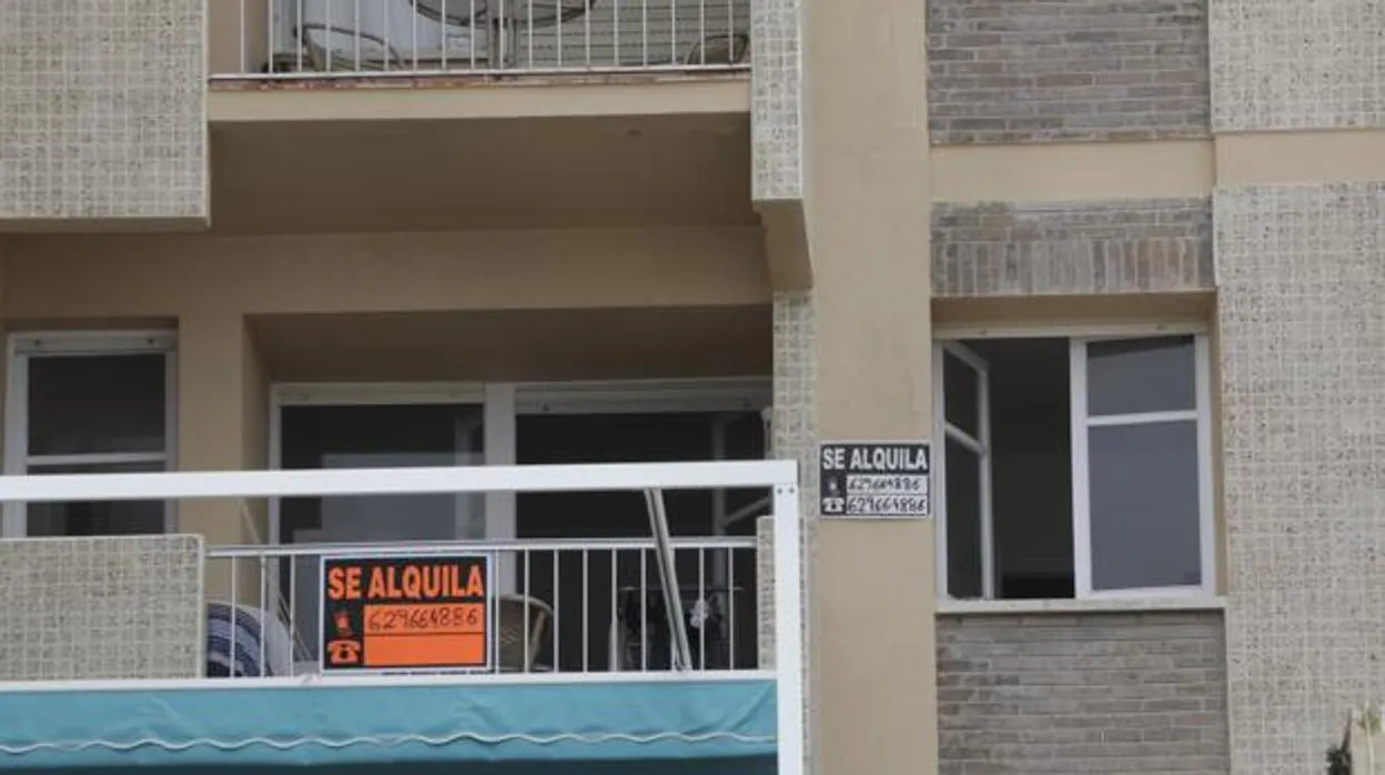 El precio de la venta de vivienda en Cádiz capital se mantiene en julio y el alquiler vuelve a subir