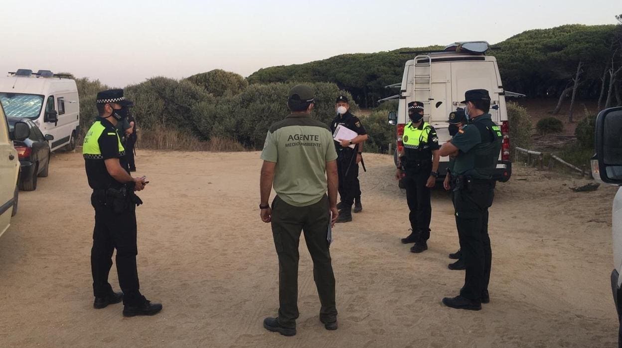 Desalojadas 300 personas por acampar ilegalmente en Tarifa