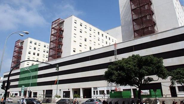 El Hospital Puerta del Mar, tercero de España en usar una novedosa técnica para una patología cardiaca