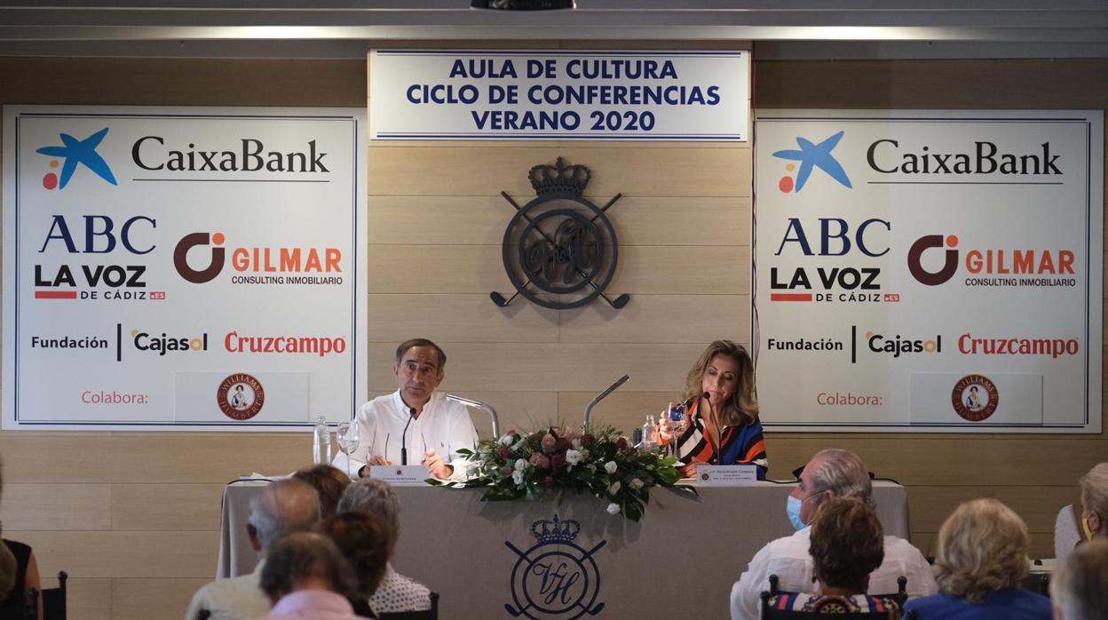 Un momento de la charla de Jaume Aurrel en Vista Hermosa