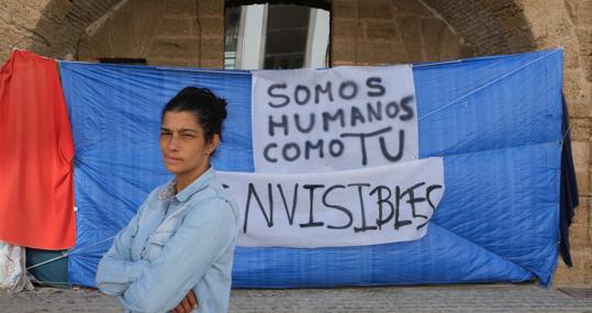 Carmen, de 36 años, padece un problema de corazón.