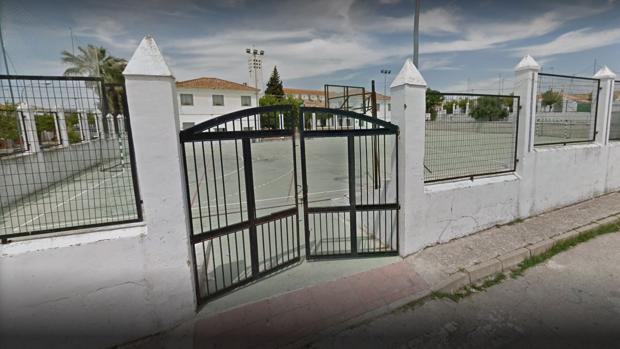 Un caso de coronavirus en un colegio de la Sierra de Cádiz obliga a aislar una clase