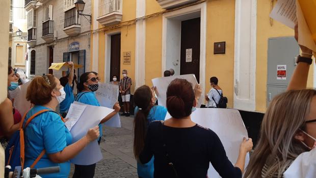 «Si en una semana no nos dan solución a los desahucios, volveremos a las protestas a la calle»