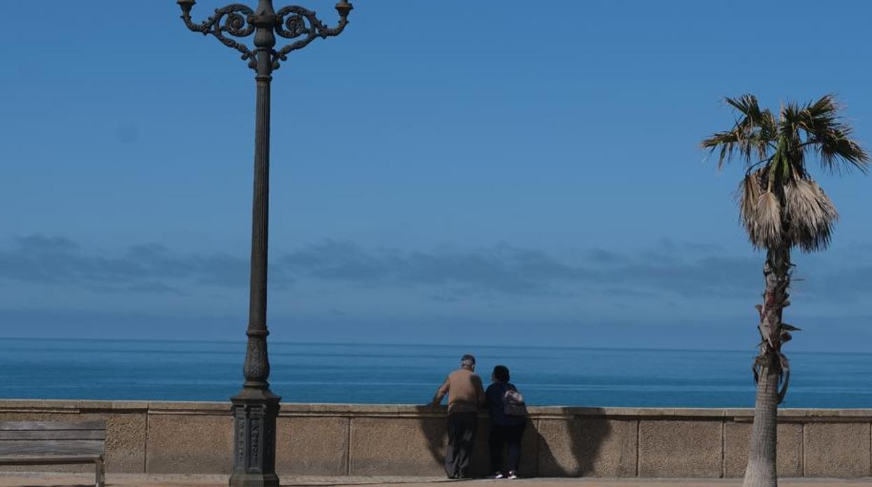 El tiempo en Cádiz: Cielos despejados y viento de hasta 40 km por hora en la provincia