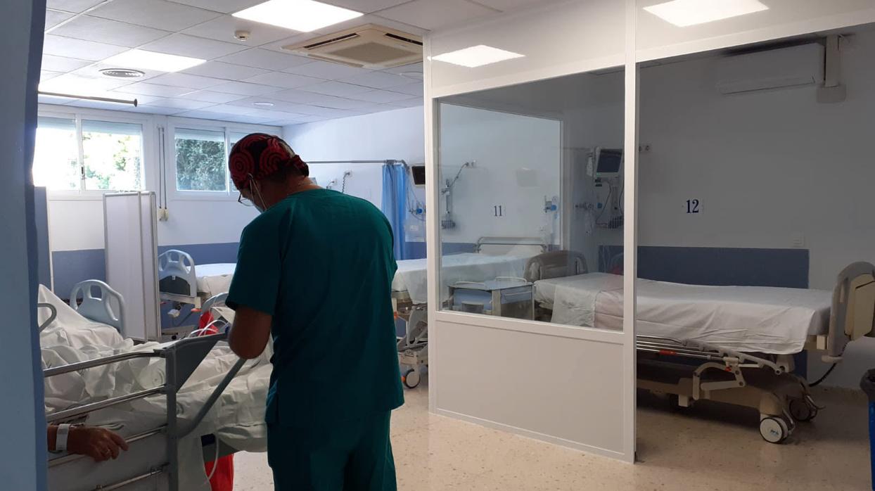 La situación en los hospitales de la Bahía de Cádiz: la capital, el Puerto y Puerto Real respiran pero no descansan