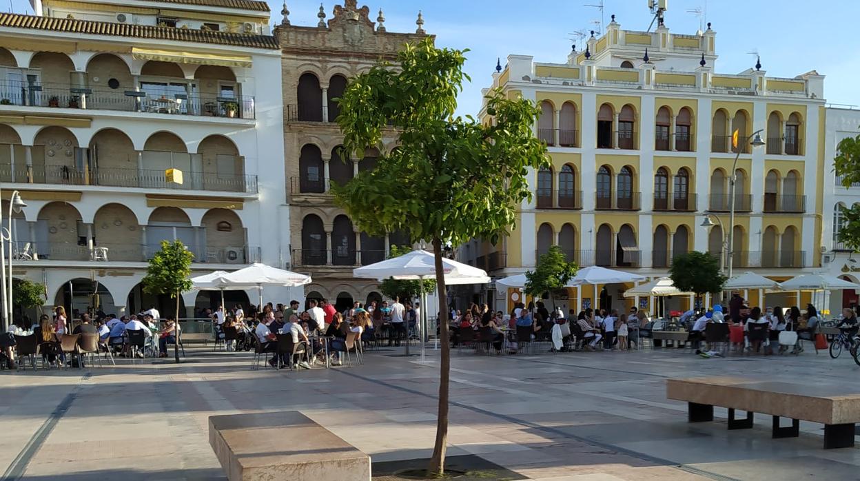 Plaza de España de Écija, hace unas semanas