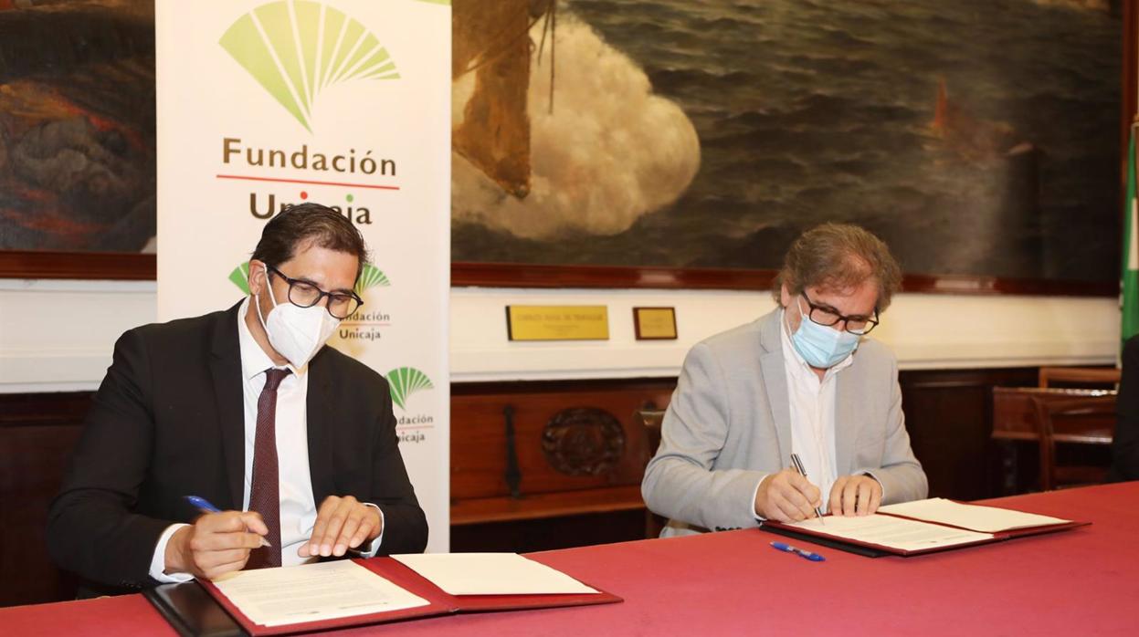 Firma de convenio para actividades culturales entre la Fundación Unicaja y el Ayuntamiento de Cádiz