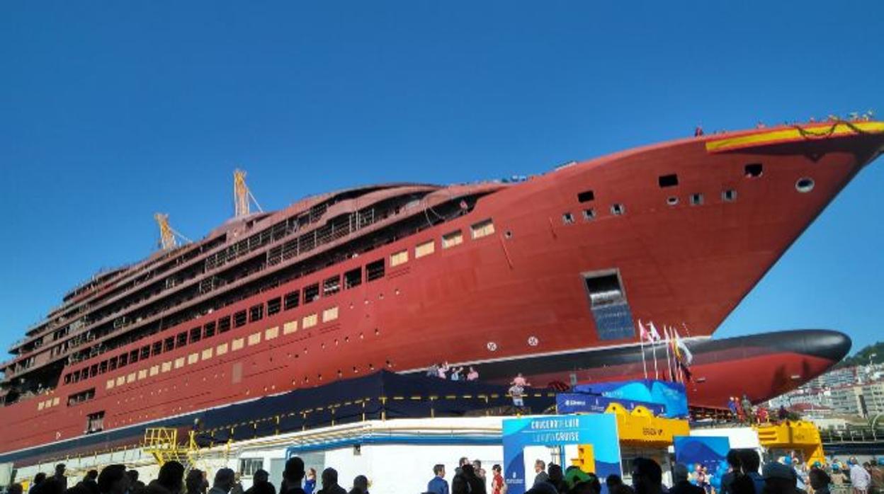 Botadura del crucero 'Evrima' el octubre de 2018