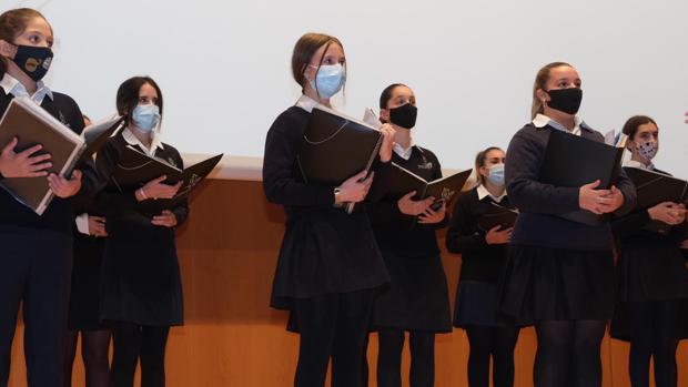 Concierto Cádiz Solidaria: Homenaje a quienes hacen «este mundo y la provincia de Cádiz algo más habitable»