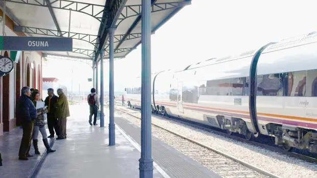 Adelante reclama el restablecimiento de la conexión por tren entre Osuna y Pedrera
