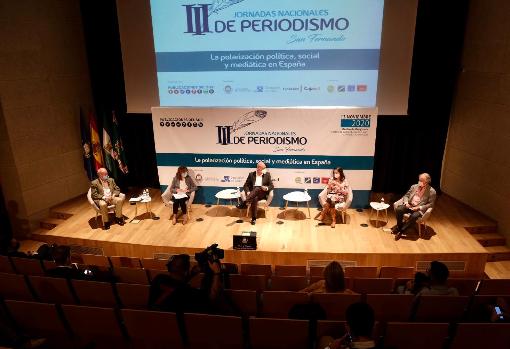 Álvaro Ybarra Pacheco, Teresa López, Pedro García, Eva Sáiz y Rafael Porras y en el segundo debate de las jornadas