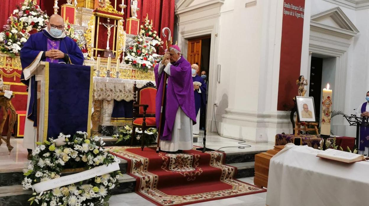 Misa exequial corpore in sepulto por el sacerdote José Díaz López