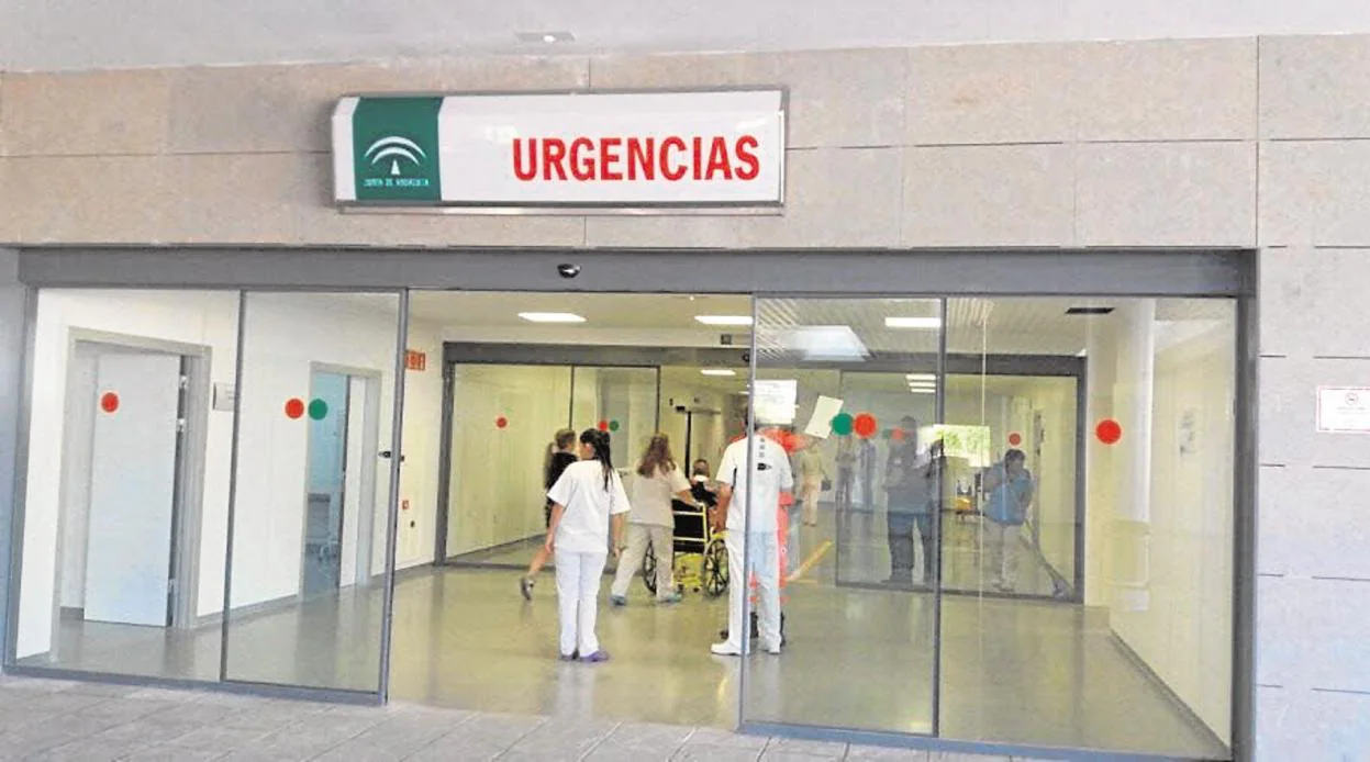 Una de las puertas del hospital de Puerto Real.