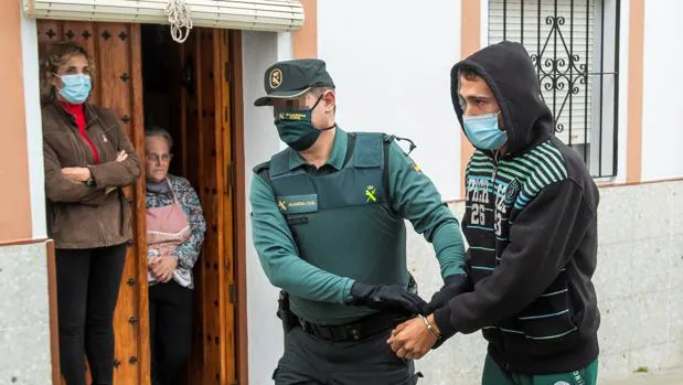 Envían a la cárcel al detenido por el atropello que acabó con la vida de la bebé en Castilblanco