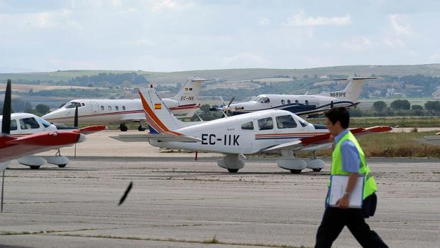 Detectado un brote de Covid-19 entre el alumnado de la Escuela de Pilotos de Jerez