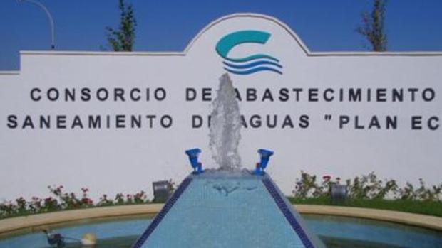 La empresa abastecedora de agua en Marchena y La Luisiana asegura que «no existe riesgo para la salud»