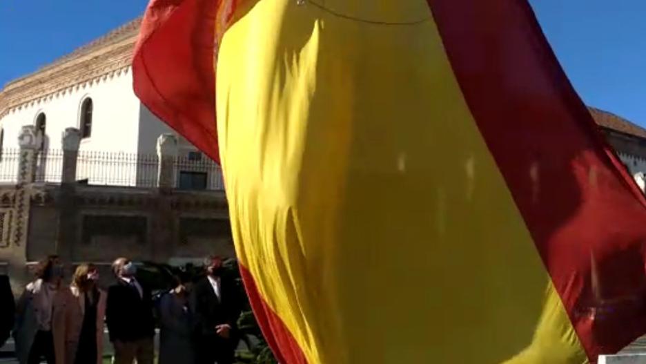 Cádiz iza su bandera para conmemorar la Constitución