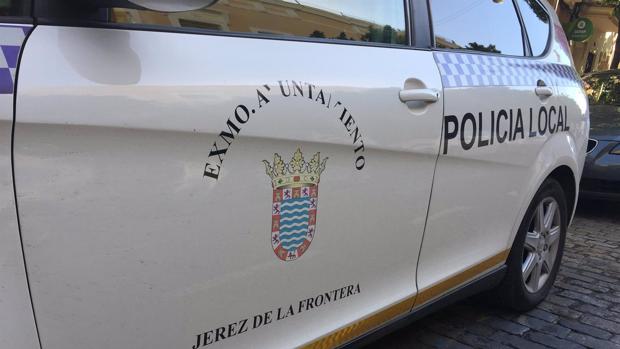 Desalojan un piso por una fiesta con 30 personas en Nochevieja en Jerez de la Frontera