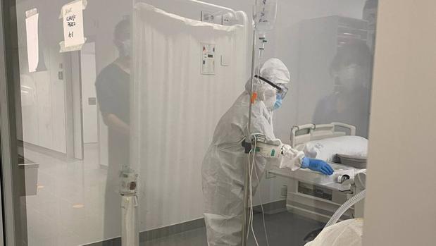 El Hospital de La Línea incorpora una Unidad de Cuidados Intermedios Respiratorios