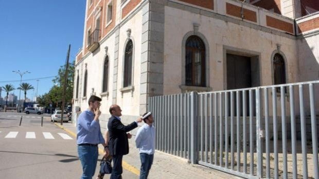 Kichi y el PP, unidos para que el edificio de la Aduana pase a la historia