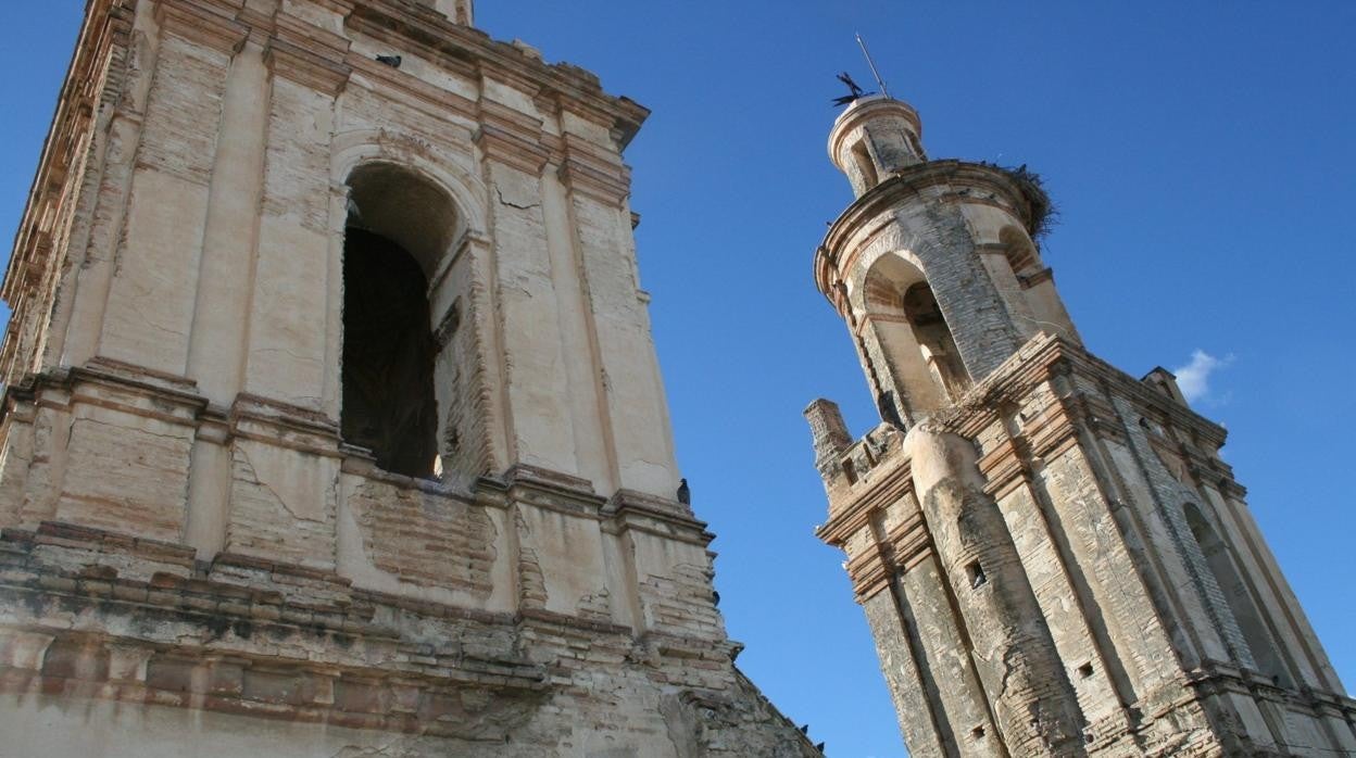 Las dos torres de la que fue iglesia de la Purísima Concepción del antiguo monasterio de los Mercedarios Descalzos