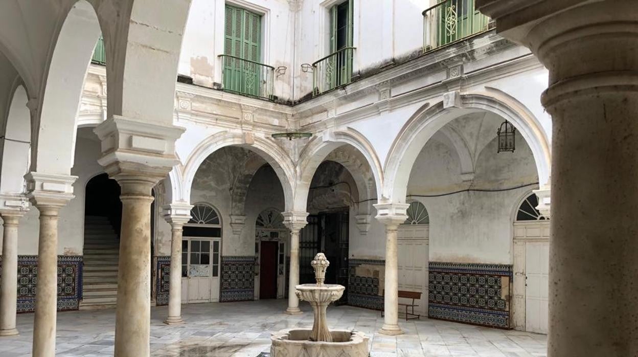 Patio central del hospital San Juan de Dios de El Puerto