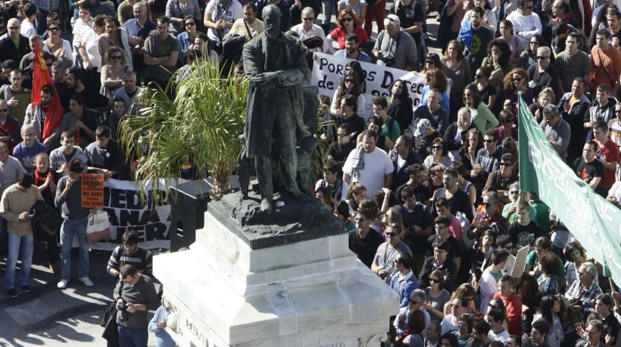 El Ayuntamiento realizará trabajos de conservación y restauración en el monumento a Moret