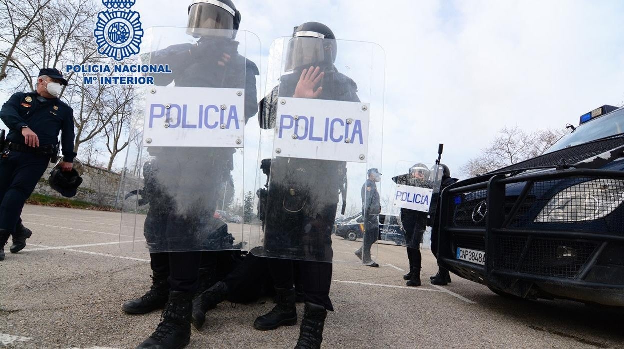 La Policía Nacional ha impartido un nuevo curso formativo para agentes de la Unidad de Prevención y Reacción