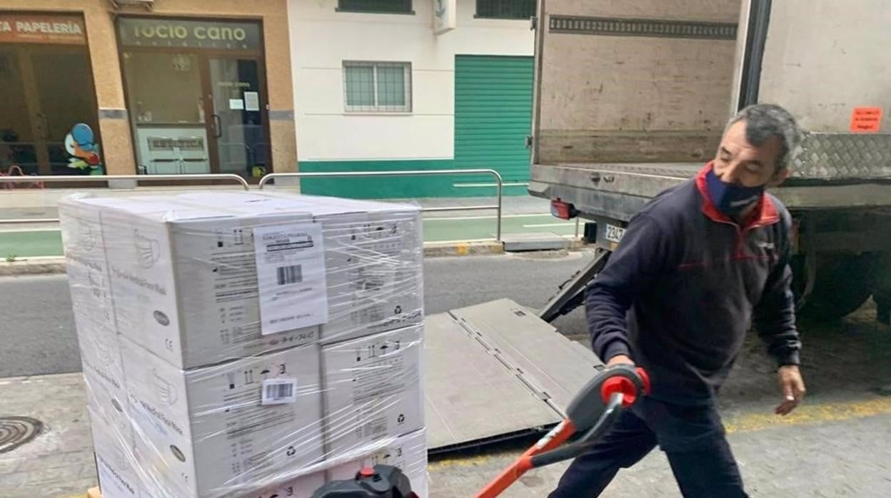 La provincia recibe 290.000 mascarillas del Gobierno para municipios y colectivos vulnerables