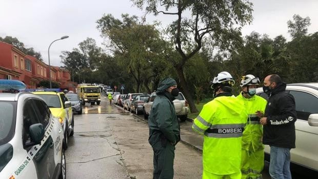 Evacuadas unas 30 personas atrapadas tras las lluvias en Los Barrios