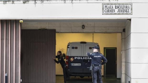 A prisión de nuevo tras apuñalar cerca del corazón a un vecino de Dos Hermanas